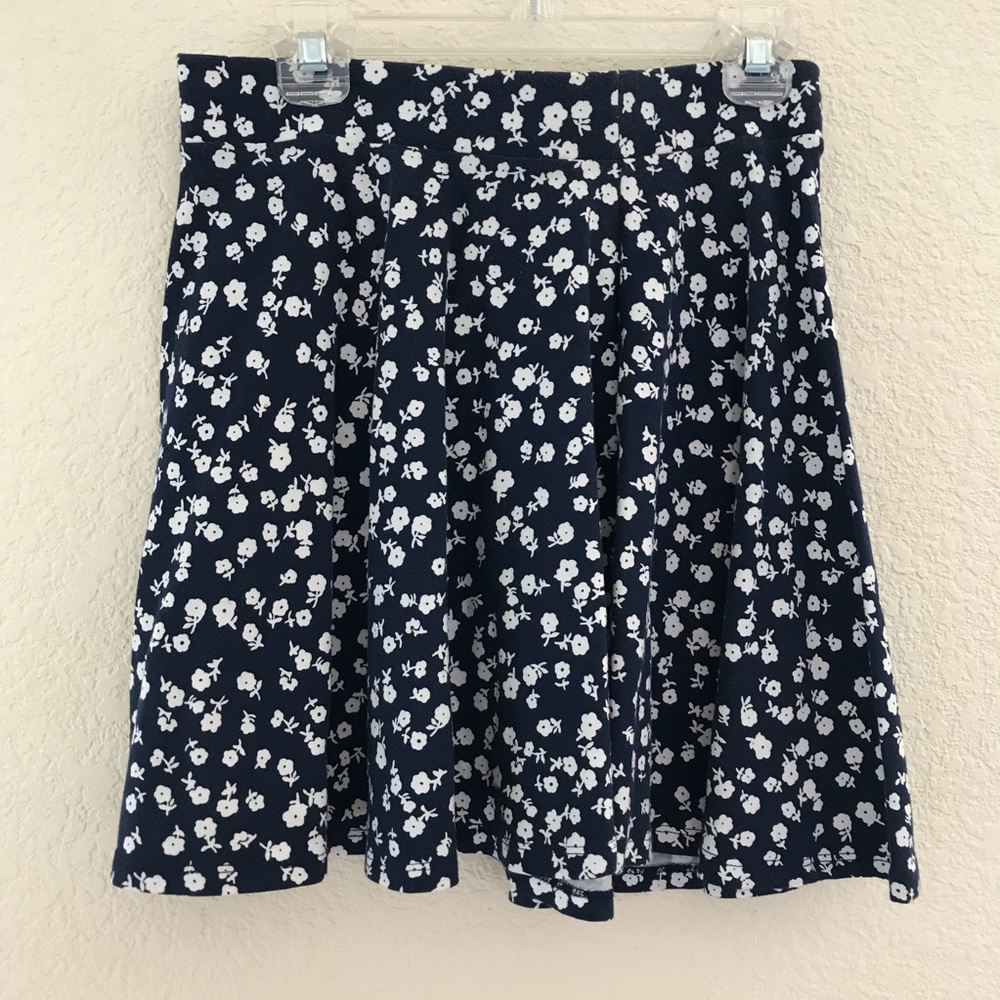 Forever 21 floral skater skirt